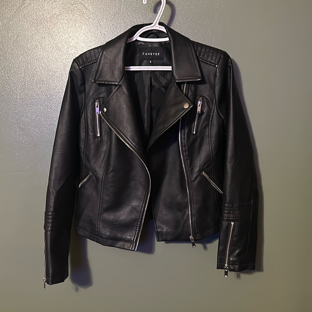 Size small women's leather jacket